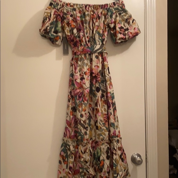 NWT | LULU’S Floral Off Shoulder Midi Dress | XS - Picture 10 of 11